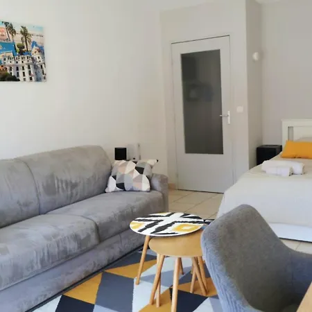 Cozy St Roch With A Terrace *
