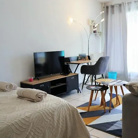 Cozy St Roch With A Terrace Nice