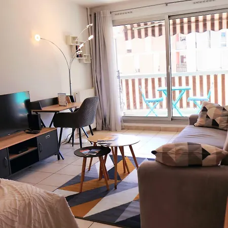 Cozy St Roch With A Terrace Lägenhet